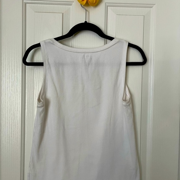 Chico’s WHITE TANK the ultimate tee SIZE 1 - Picture 2 of 2